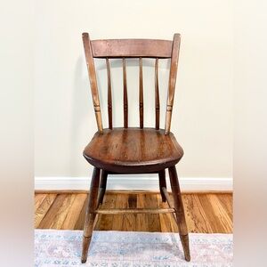 Antique 19th Century Brown Wooden Windsor Thumb Back Chair